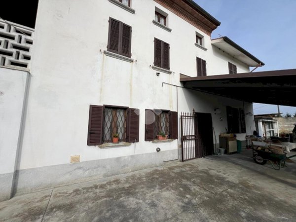 casa indipendente in vendita a Casal Cermelli
