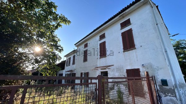 casa indipendente in vendita a Casal Cermelli