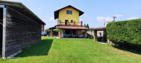 casa indipendente in vendita a Casal Cermelli