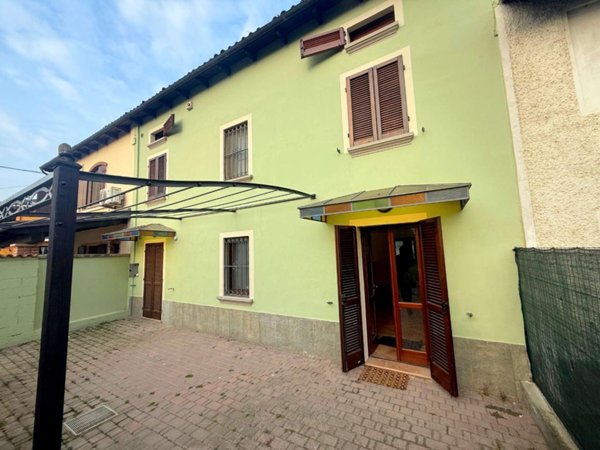 casa indipendente in vendita a Casal Cermelli