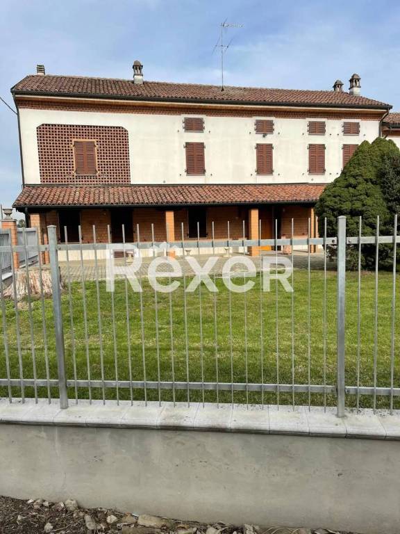 casa indipendente in vendita a Casal Cermelli