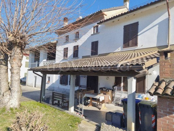 casa indipendente in vendita a Casal Cermelli in zona Portanova