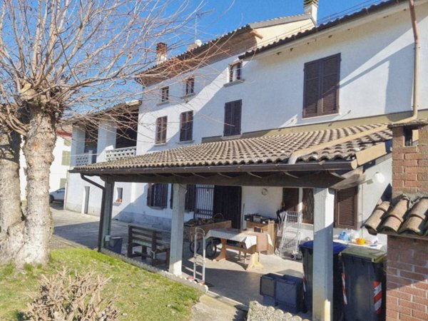 casa indipendente in vendita a Casal Cermelli in zona Portanova