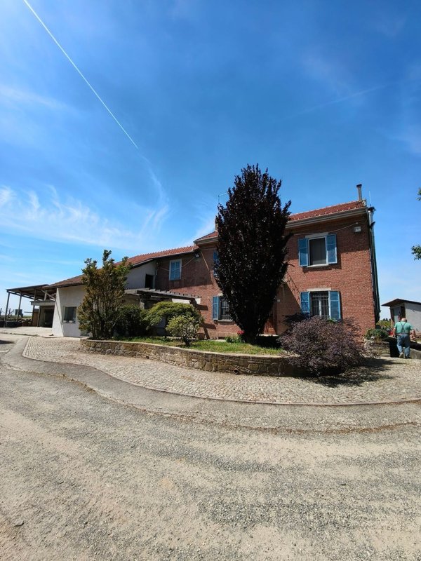 appartamento in vendita a Casal Cermelli in zona Rossina