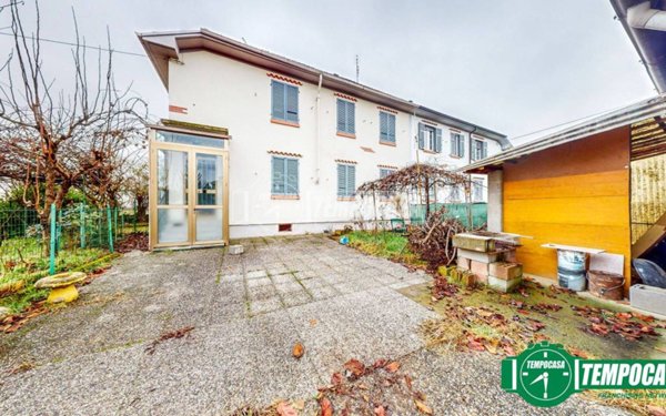 casa indipendente in vendita a Casal Cermelli