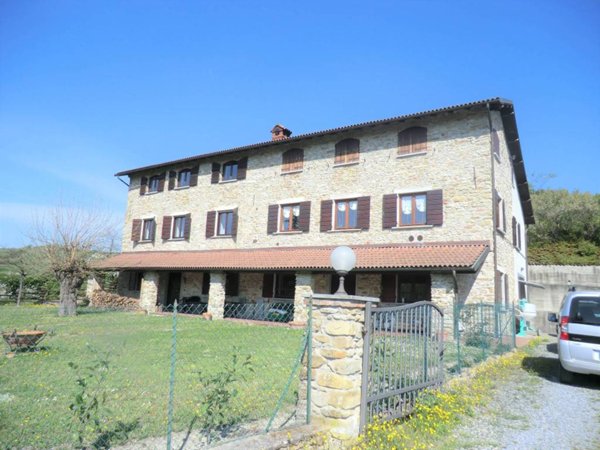 casa indipendente in vendita a Casaleggio Boiro