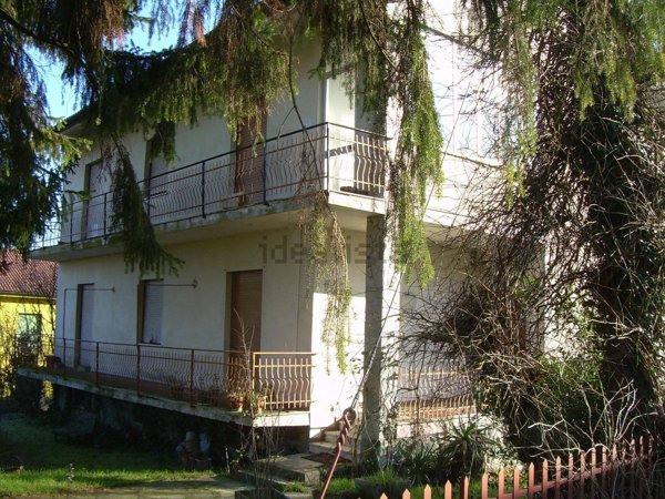 casa indipendente in vendita a Casaleggio Boiro
