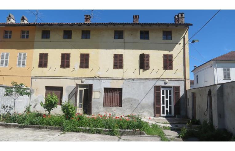 casa indipendente in vendita a Casale Monferrato in zona Terranova