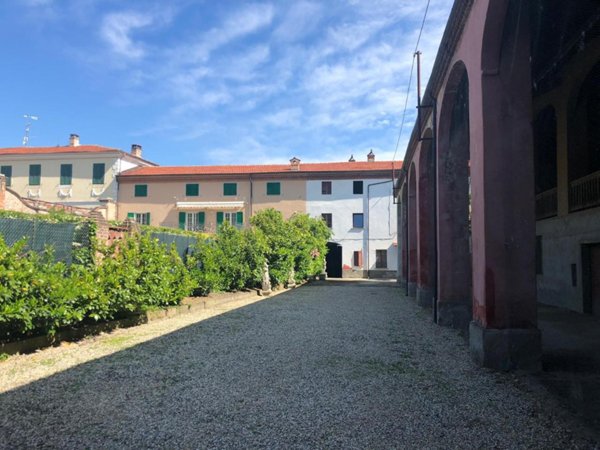casa indipendente in vendita a Casale Monferrato