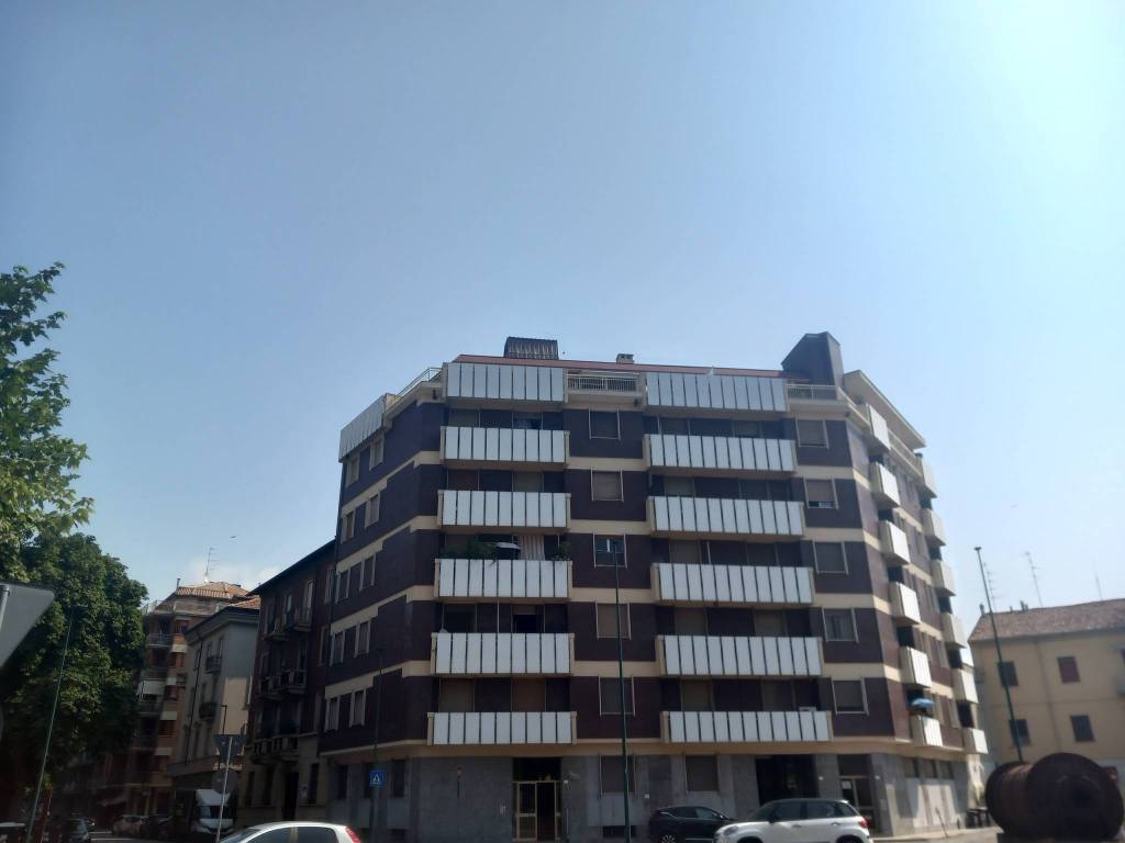 intera palazzina in vendita a Casale Monferrato