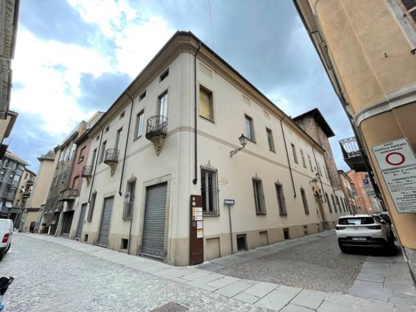 casa indipendente in vendita a Casale Monferrato