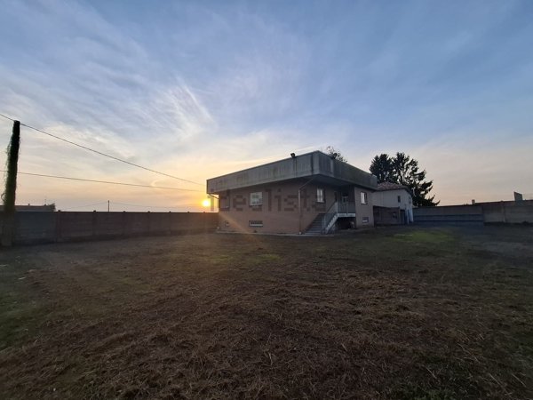 casa indipendente in vendita a Casale Monferrato