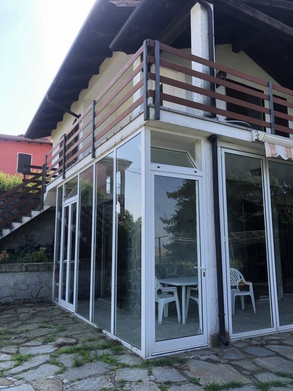 casa indipendente in vendita a Casale Monferrato in zona Rolasco
