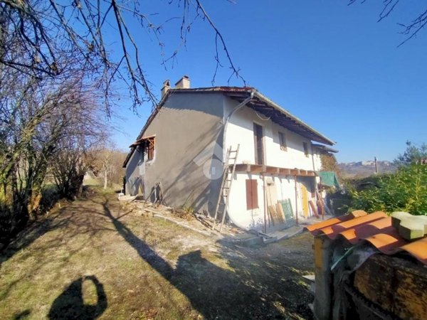 casa indipendente in vendita a Casale Monferrato in zona Rolasco