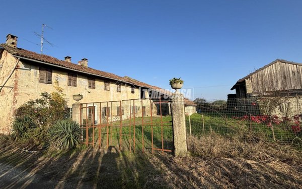 casa indipendente in vendita a Casale Monferrato