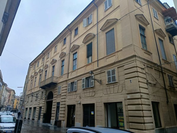casa indipendente in vendita a Casale Monferrato