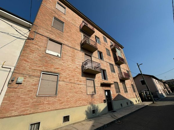 casa indipendente in vendita a Casale Monferrato