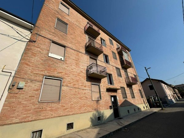 casa indipendente in vendita a Casale Monferrato