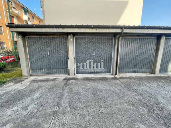 casa indipendente in vendita a Casale Monferrato