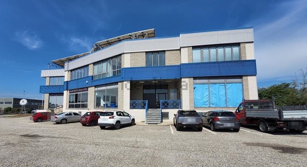 ufficio in vendita a Casale Monferrato