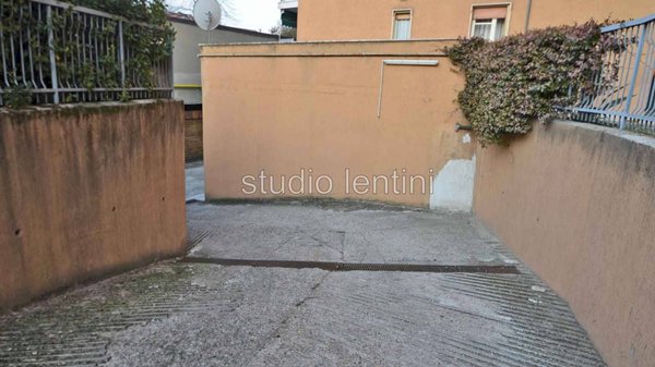 casa indipendente in vendita a Casale Monferrato