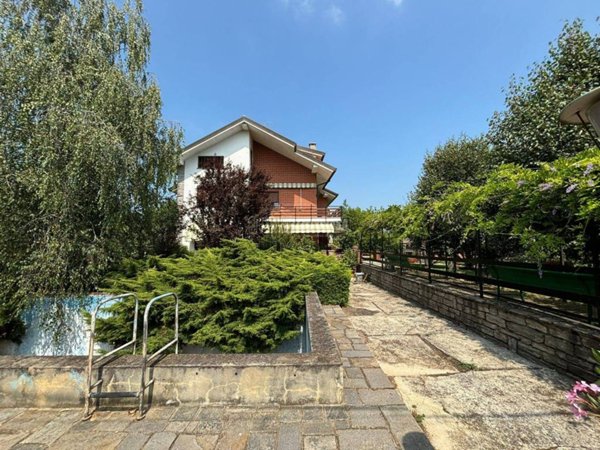 casa indipendente in vendita a Casale Monferrato