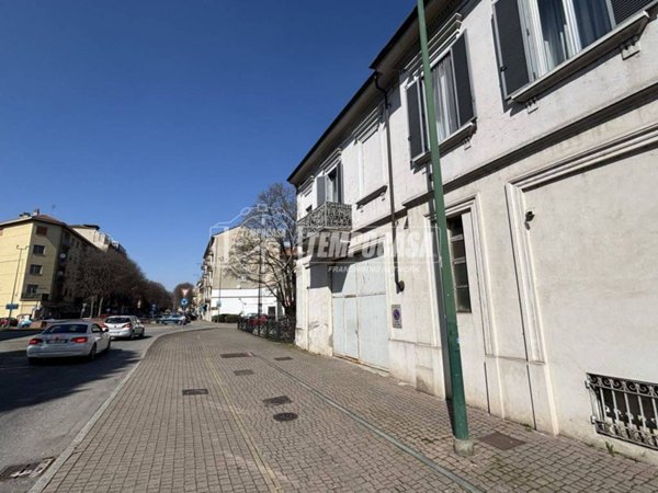 casa indipendente in vendita a Casale Monferrato