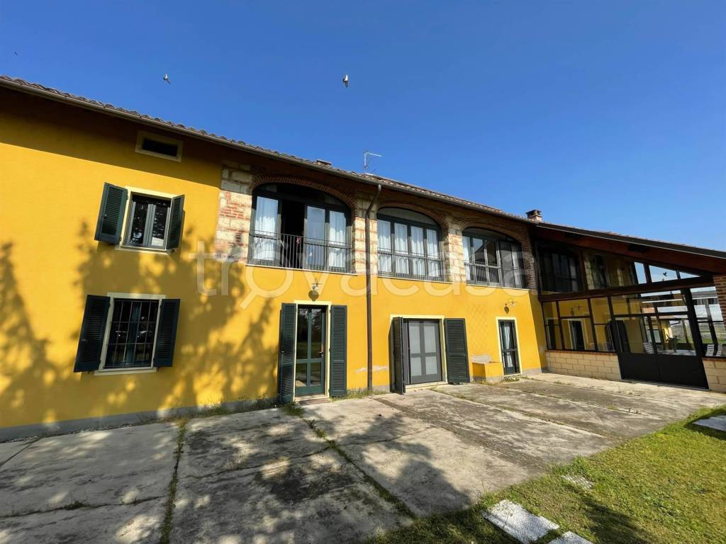 casa indipendente in vendita a Casale Monferrato in zona Santa Maria del Tempio