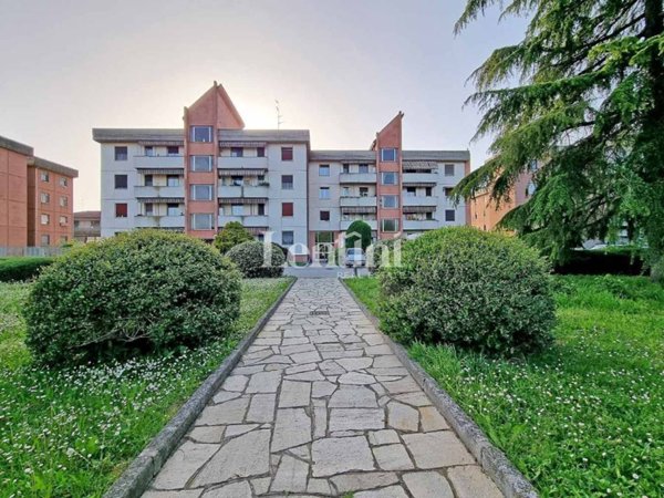 casa indipendente in vendita a Casale Monferrato