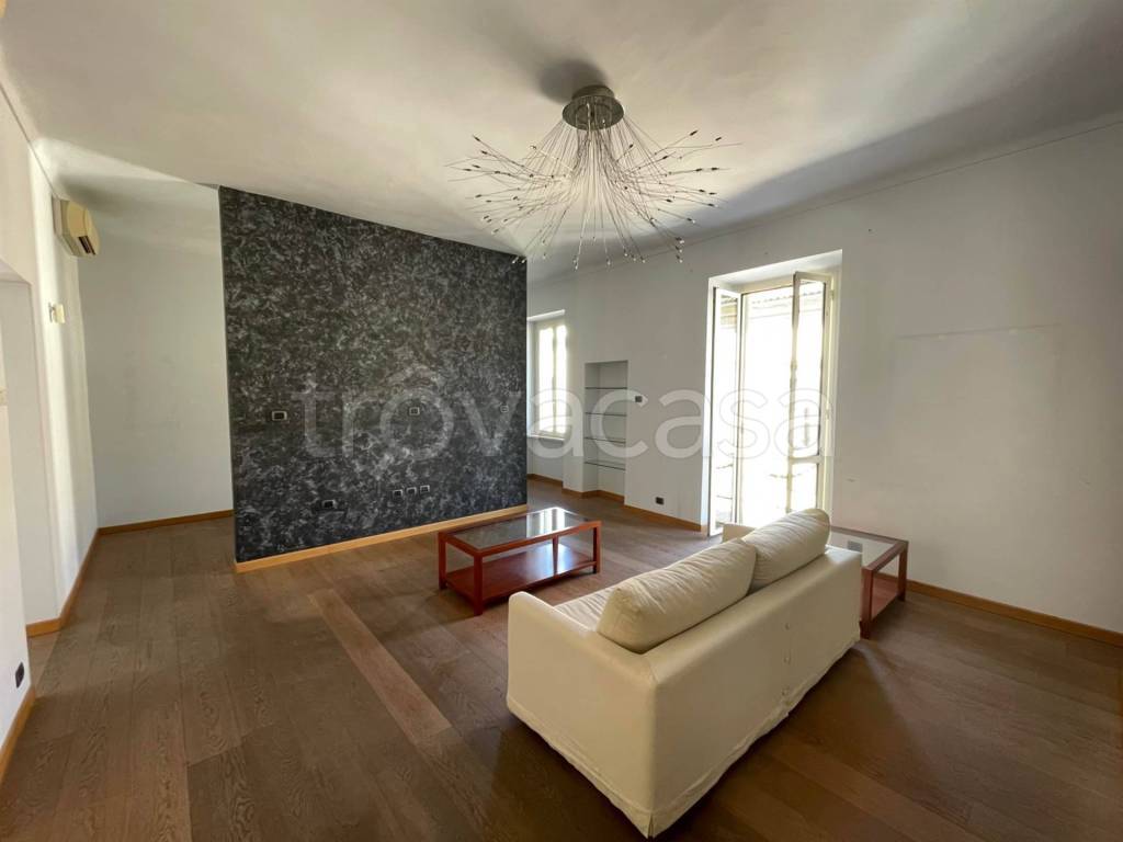casa indipendente in vendita a Casale Monferrato