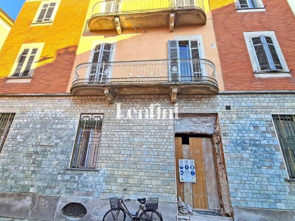 intera palazzina in vendita a Casale Monferrato
