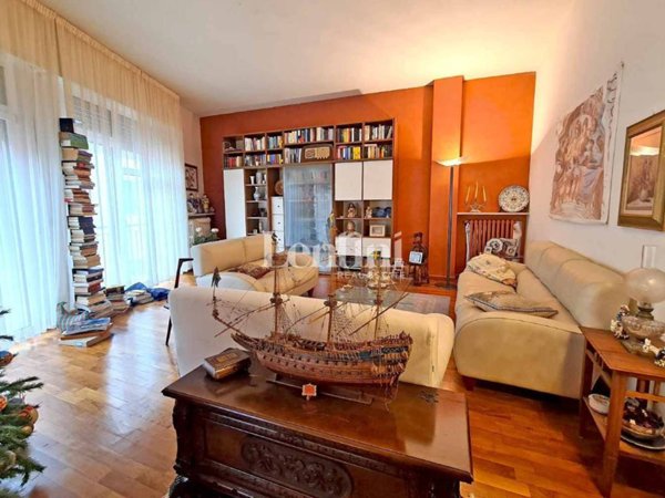 casa indipendente in vendita a Casale Monferrato