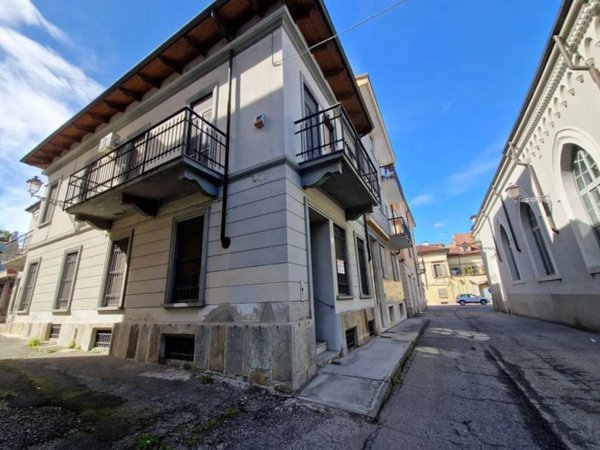 casa indipendente in vendita a Casale Monferrato