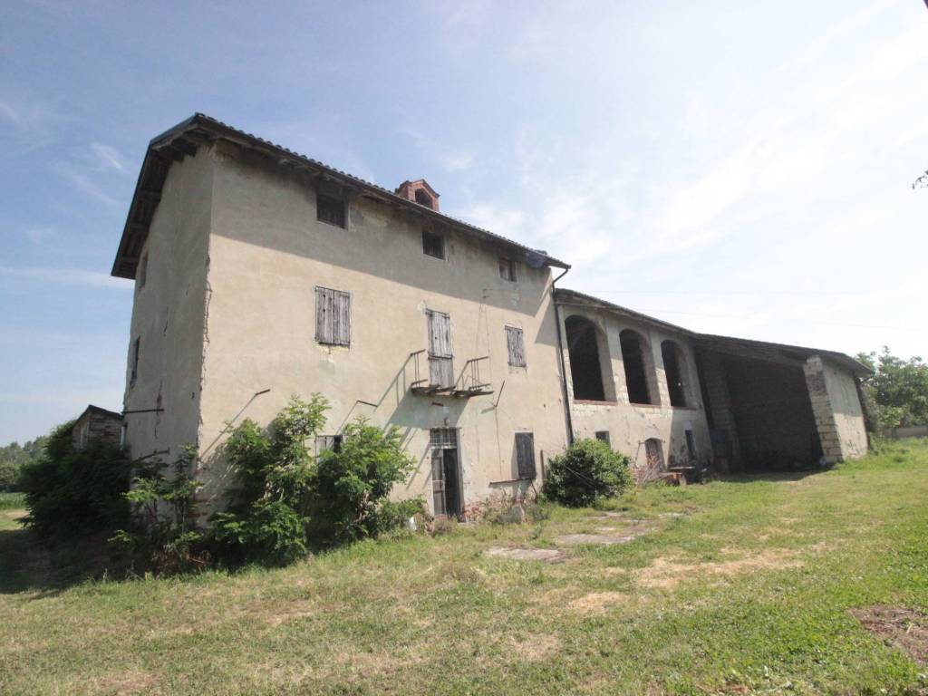 casa indipendente in vendita a Casale Monferrato in zona San Germano