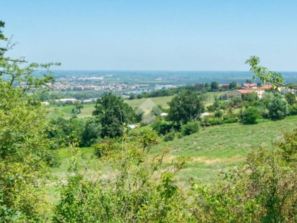 casa indipendente in vendita a Casale Monferrato