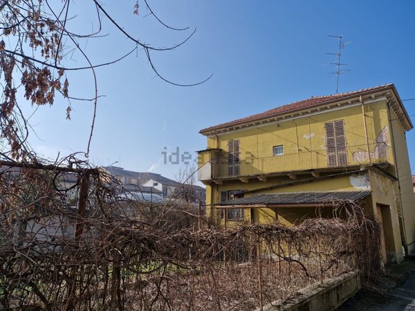 casa indipendente in vendita a Casale Monferrato