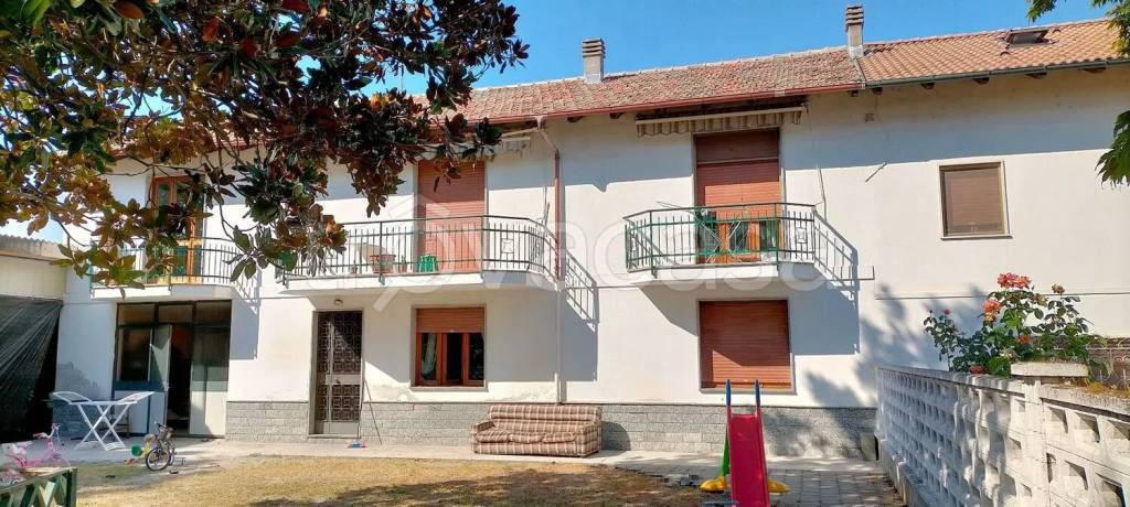 casa indipendente in vendita a Casale Monferrato
