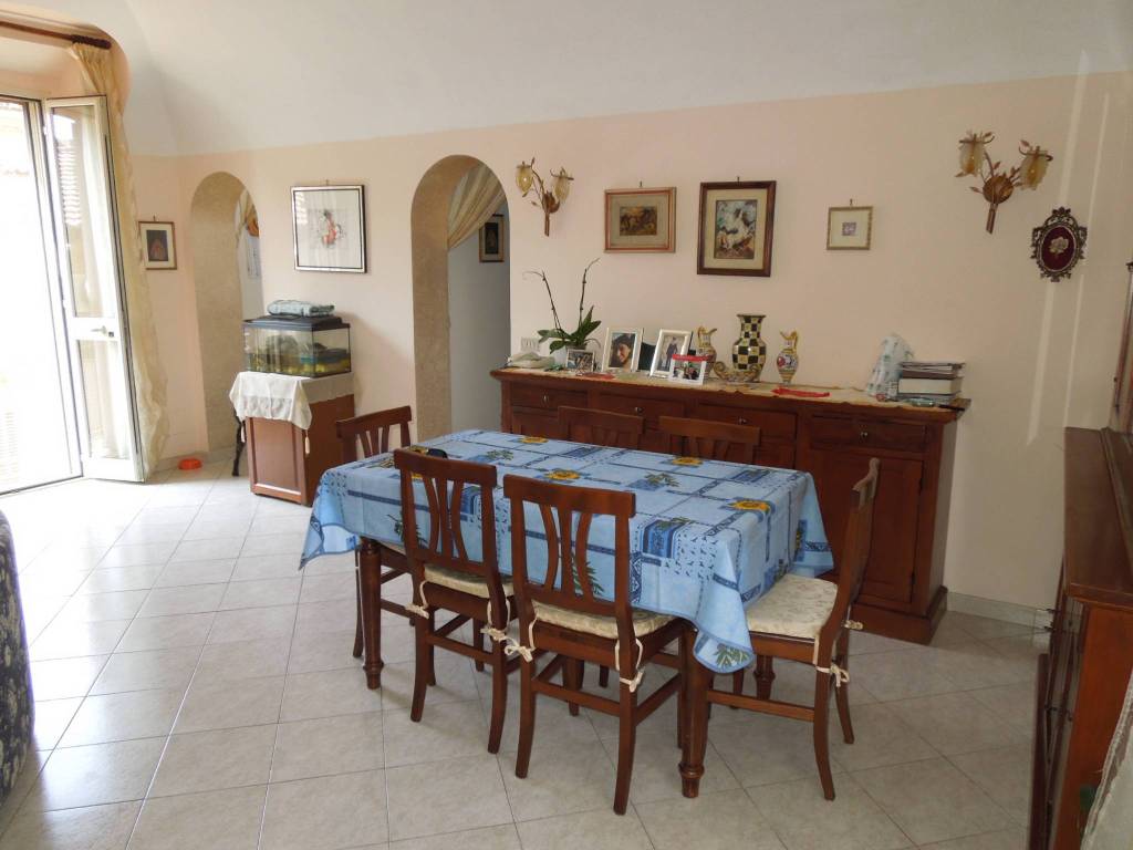 casa indipendente in vendita a Casale Monferrato