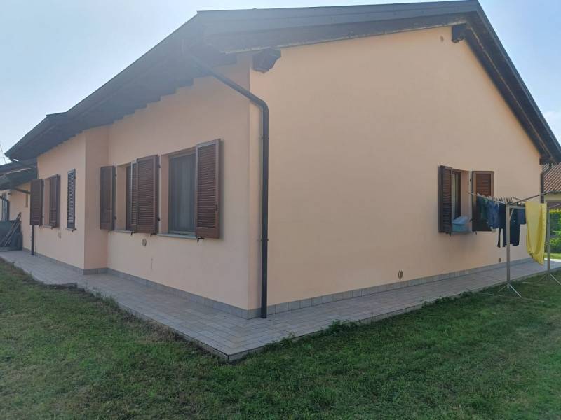 casa indipendente in vendita a Casale Monferrato