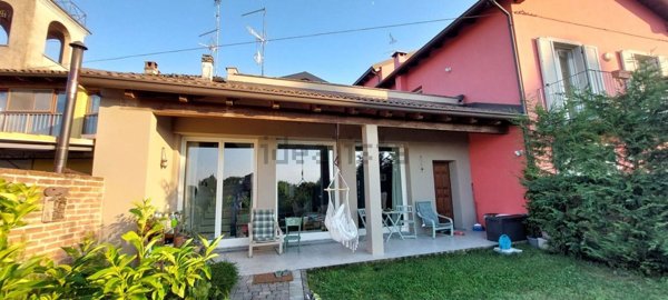casa indipendente in vendita a Casale Monferrato