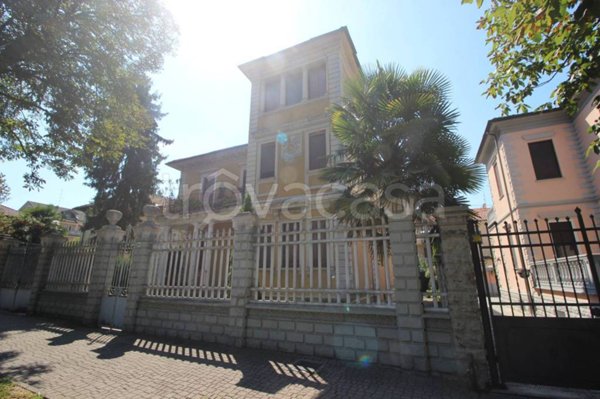 casa indipendente in vendita a Casale Monferrato