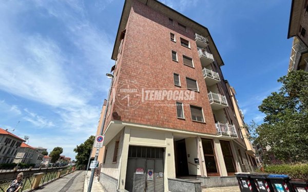 casa indipendente in vendita a Casale Monferrato