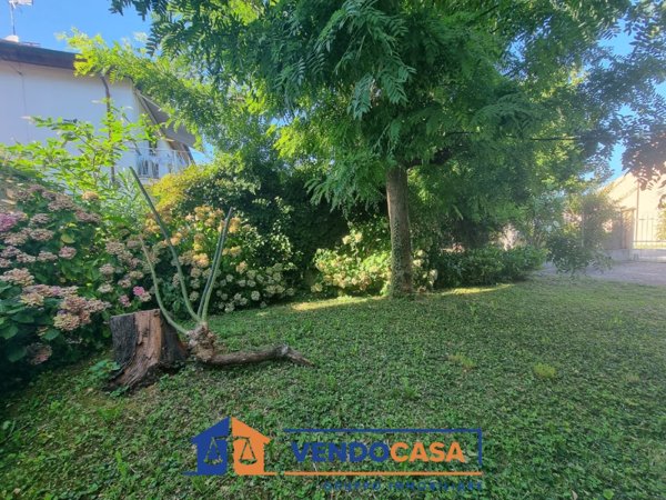 casa indipendente in vendita a Casale Monferrato
