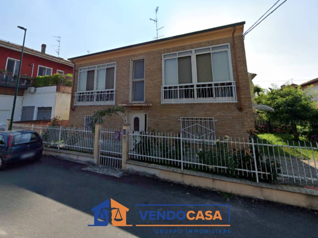 casa indipendente in vendita a Casale Monferrato