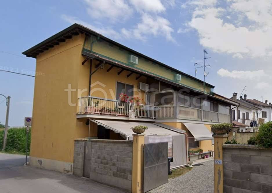 casa indipendente in vendita a Casale Monferrato in zona Casale Popolo