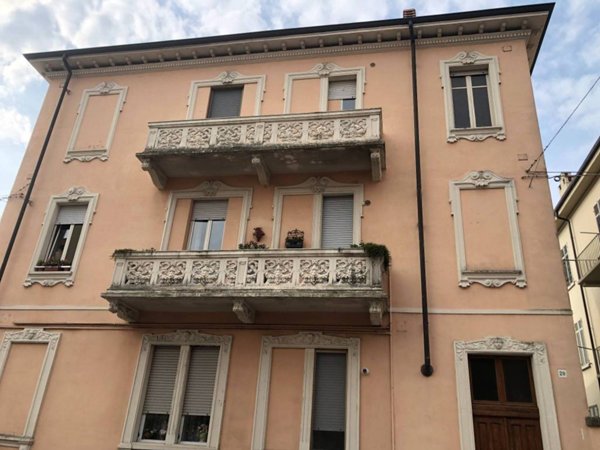 casa indipendente in vendita a Casale Monferrato