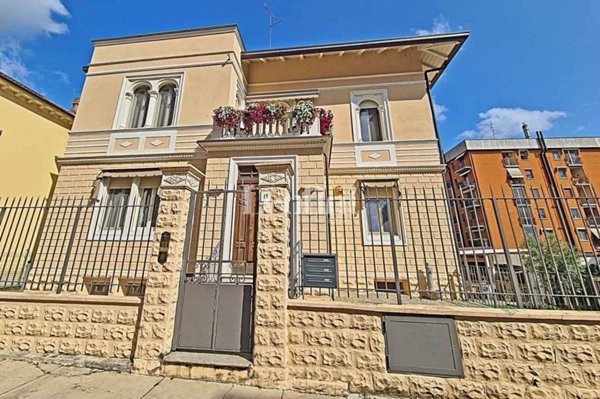 casa indipendente in vendita a Casale Monferrato