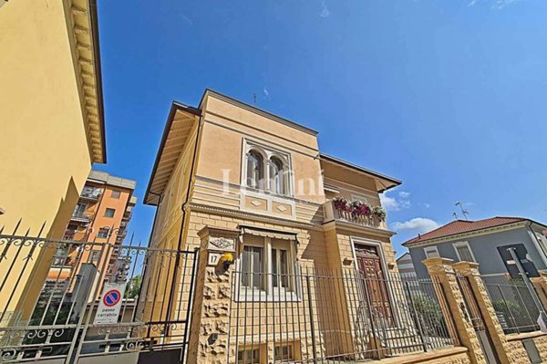 casa indipendente in vendita a Casale Monferrato