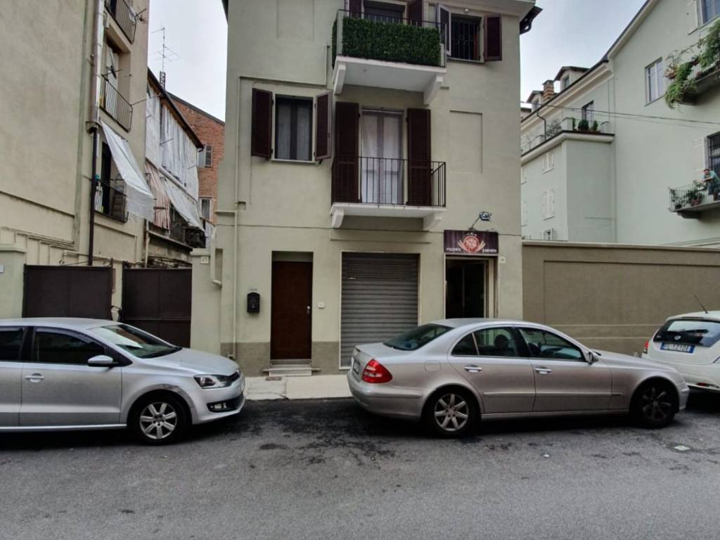 casa indipendente in vendita a Casale Monferrato