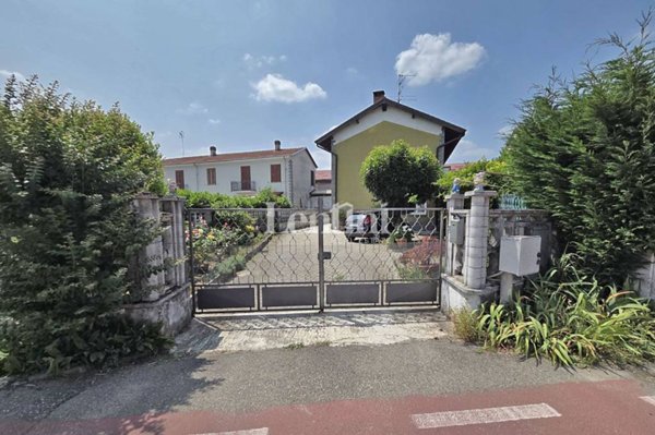 casa indipendente in vendita a Casale Monferrato in zona San Germano